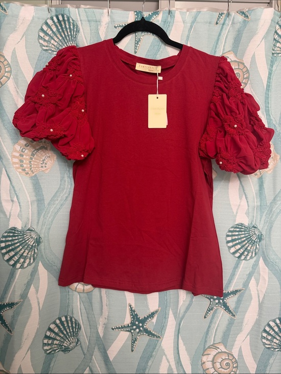 Everlynn Tops - Crimson Puff-Sleeve Tee with Pearl Detail -